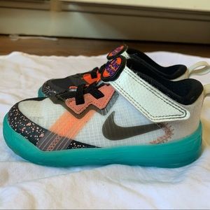 Tune Squad Toddler Sneakers w box